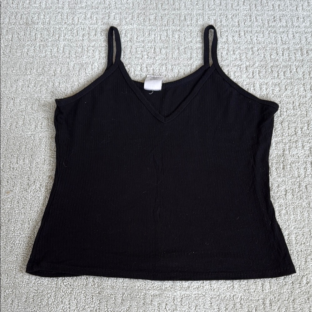 Women's Tank Tops Bundle - Picture 2 of 9